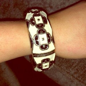 Cream and black geometric bangle